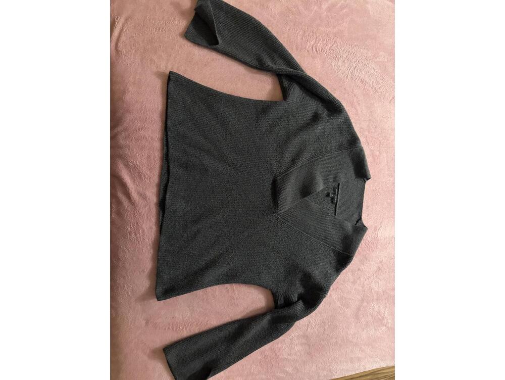 Banana Republic Dark Gray Knit Sweater with V-Neck and Flare